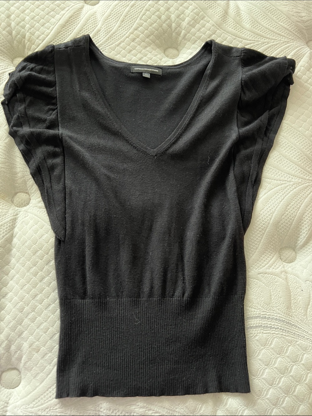 Women's Black V-Neck Knit Top